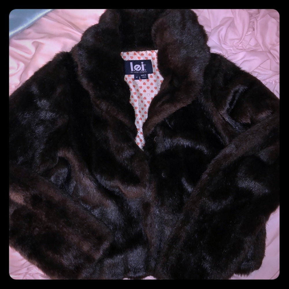 Lei furry jacket